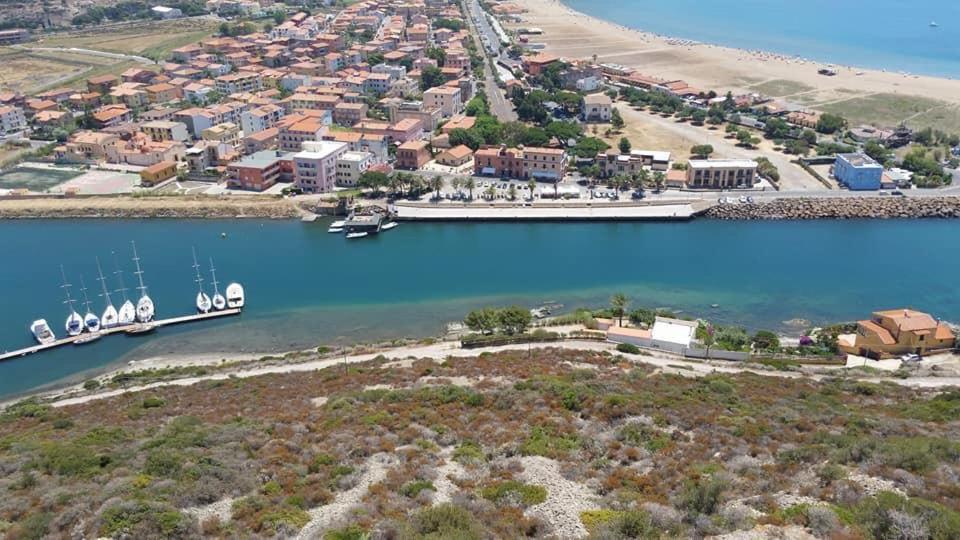 B&B Del Porto Боза-Марина Экстерьер фото