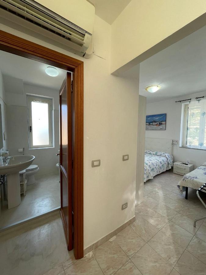 B&B Del Porto Боза-Марина Экстерьер фото